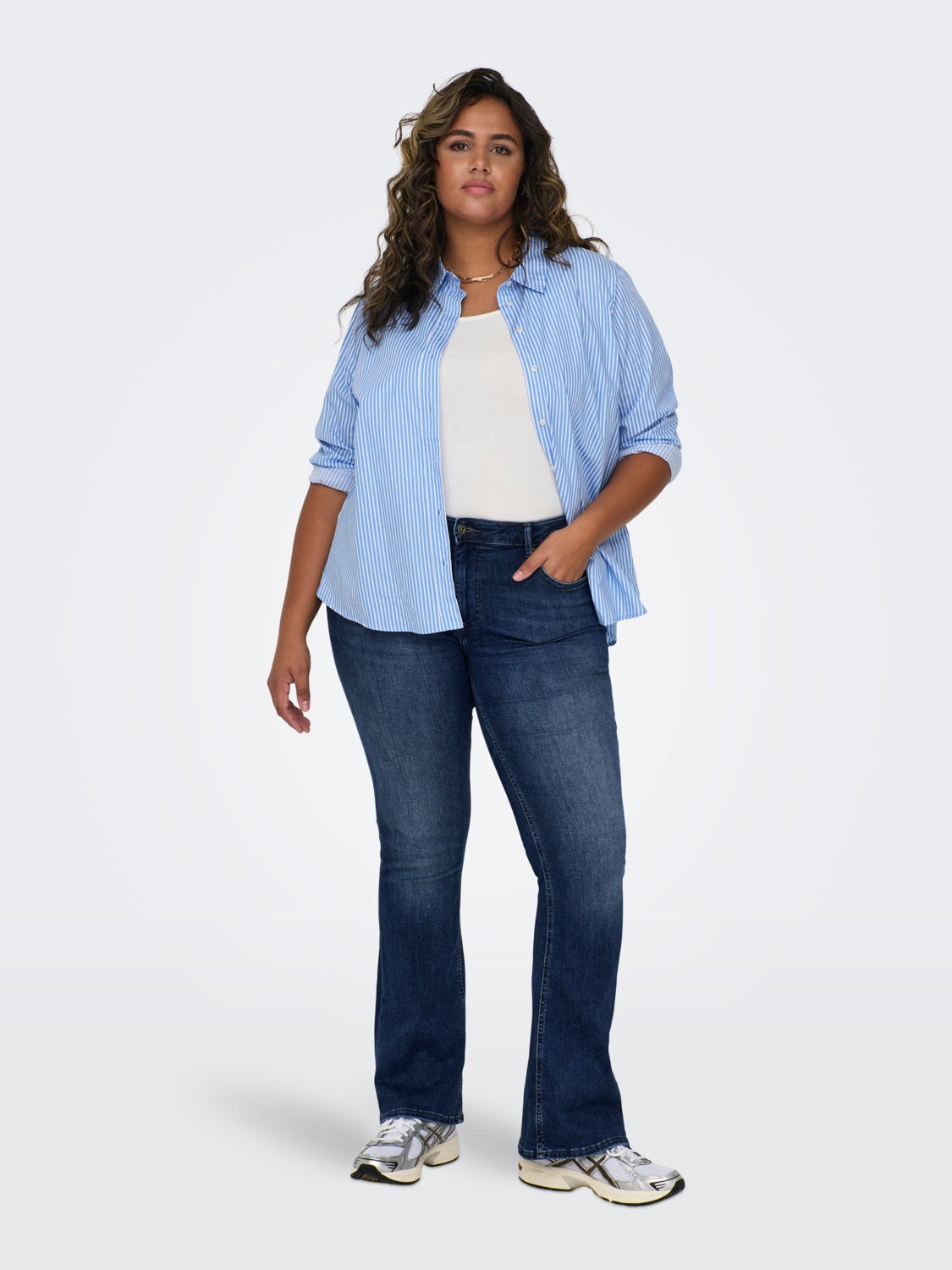 carwilly reg flared dnm tai