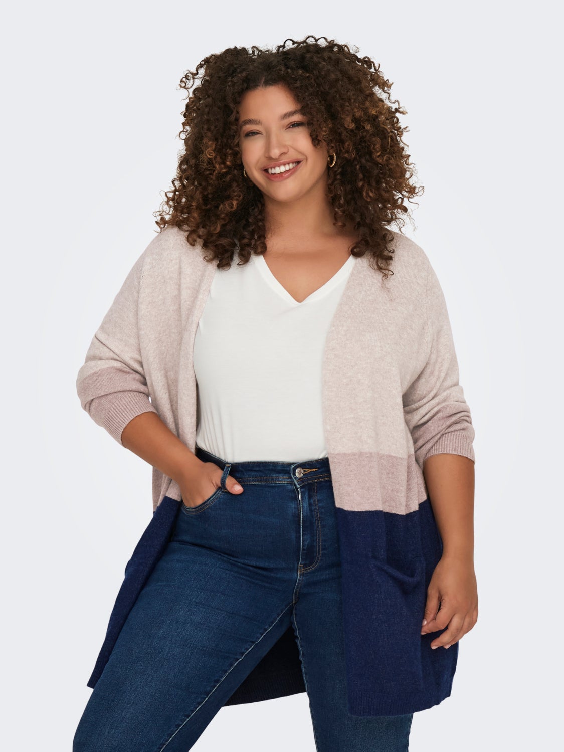 Curvy knitted cardigan