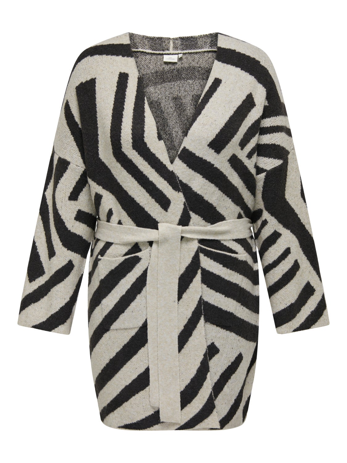 Curvy v-neck cardigan