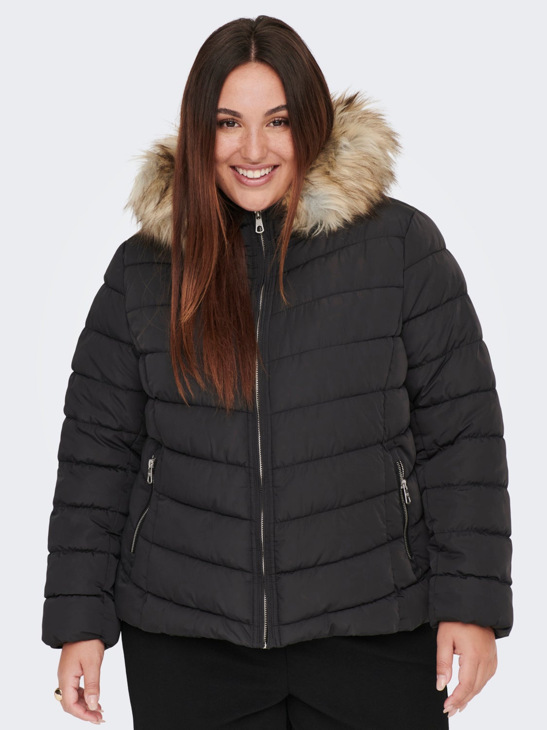Curvy quilted hood Jacket