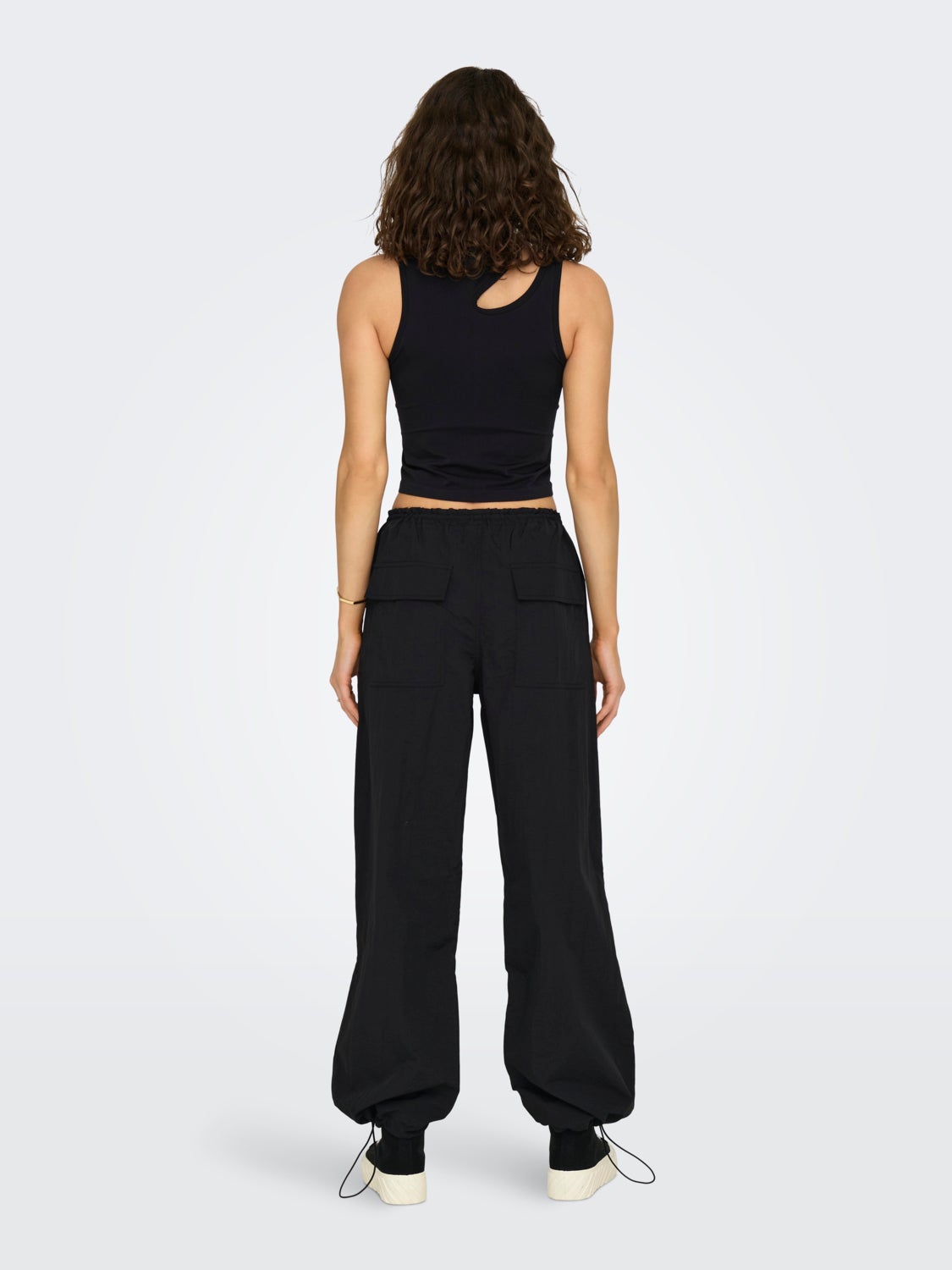 Straight fit pants with elastic waist