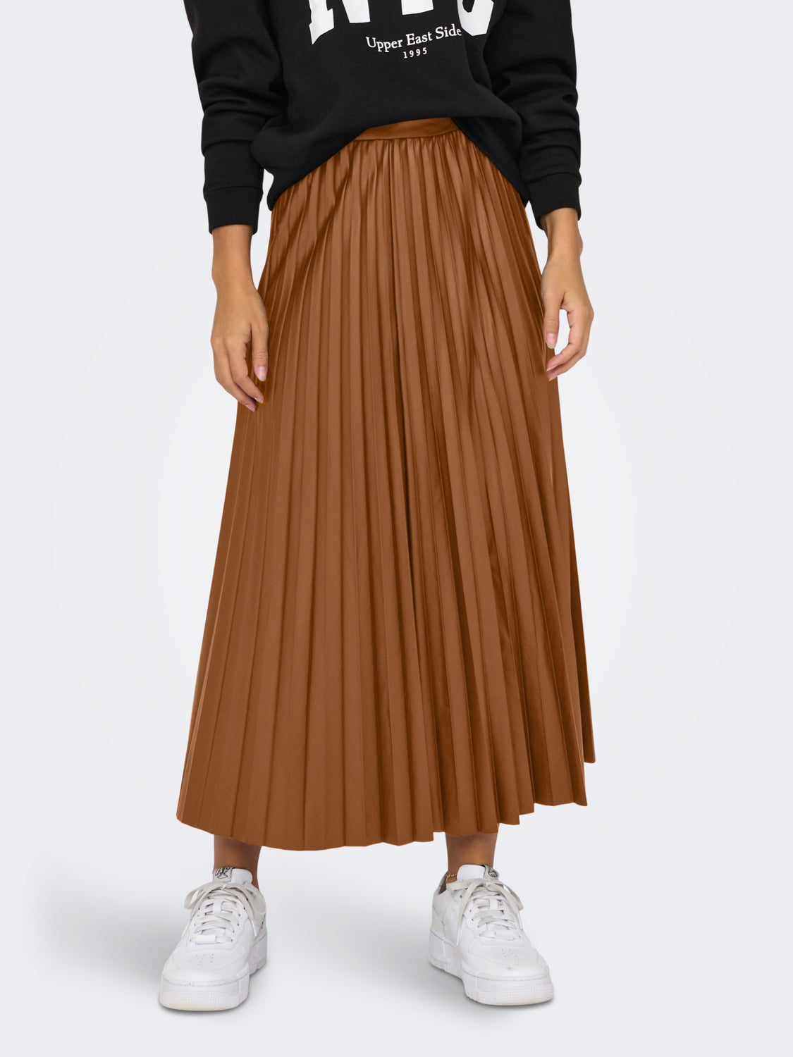Maxi coated skirt