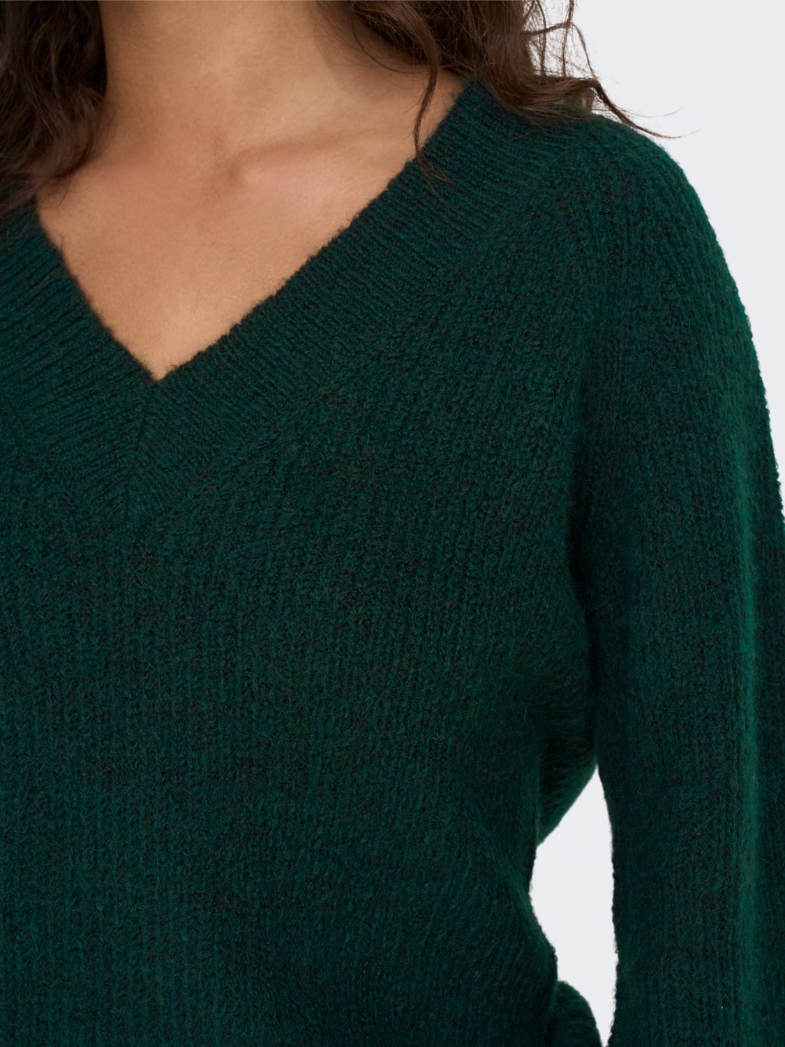 v-neck knitted pullover