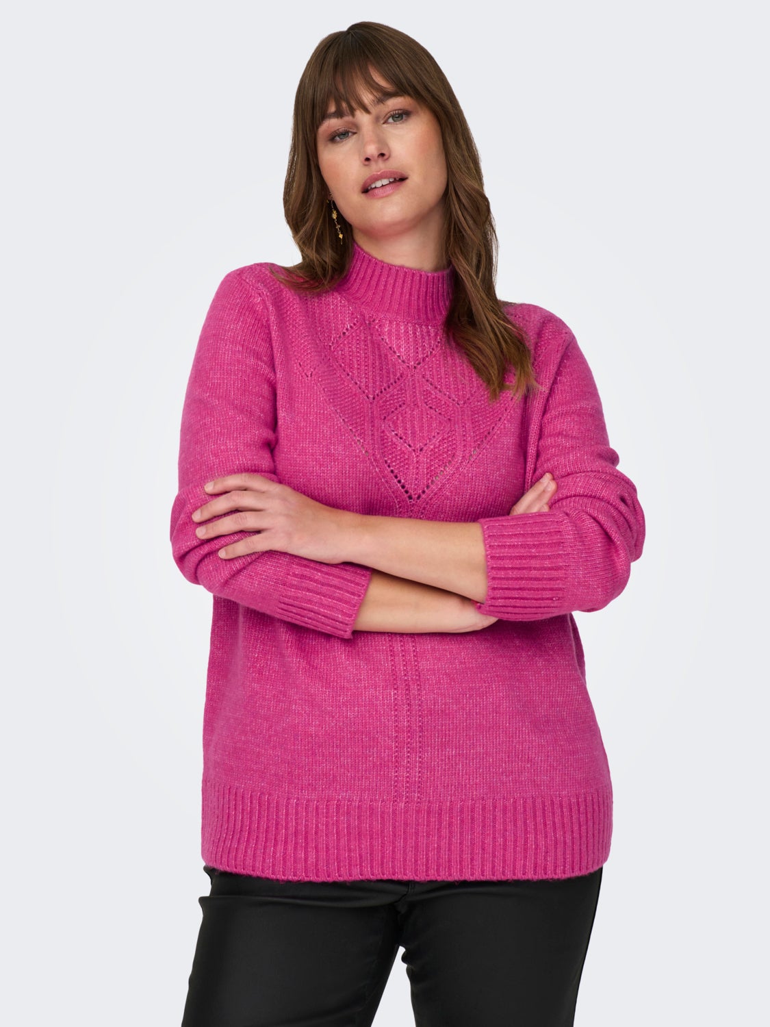 Curvy high neck knitted pullover