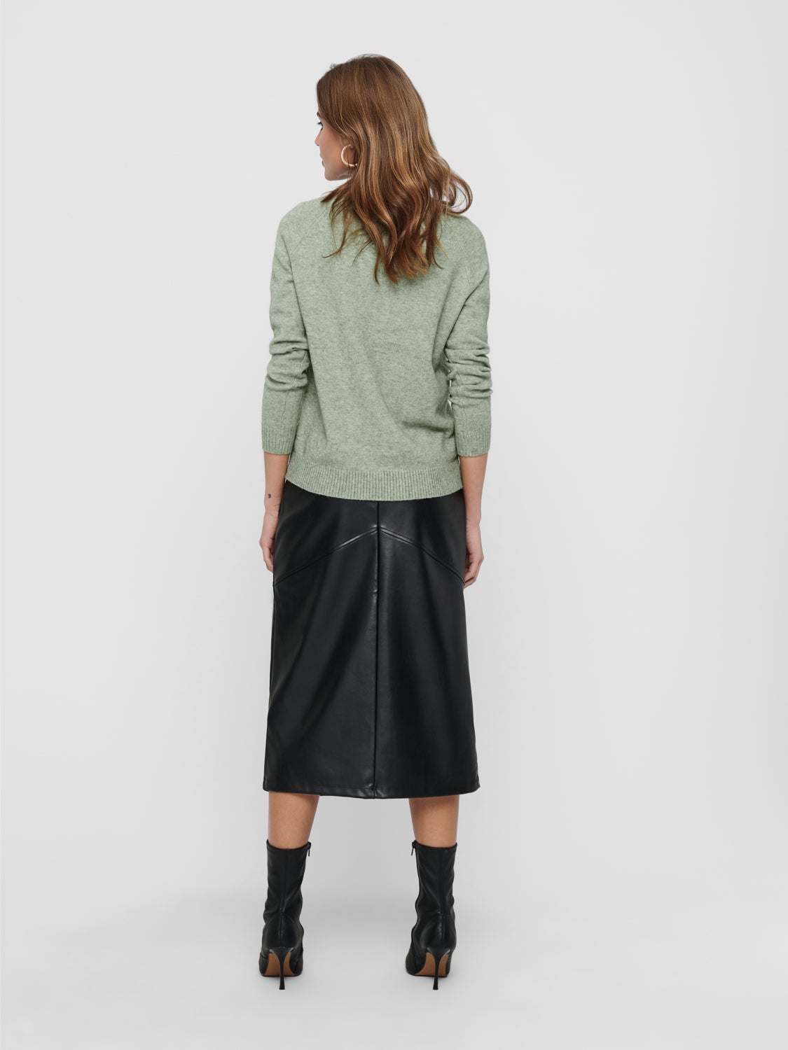 Solid colored Knitted Pullover