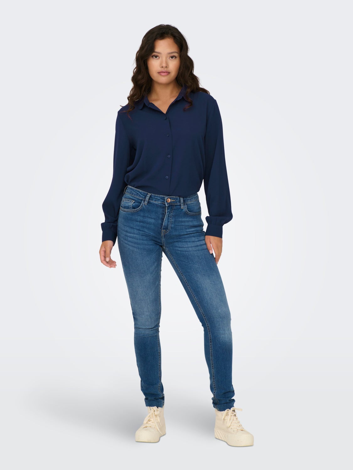 Classic Long sleeved shirt