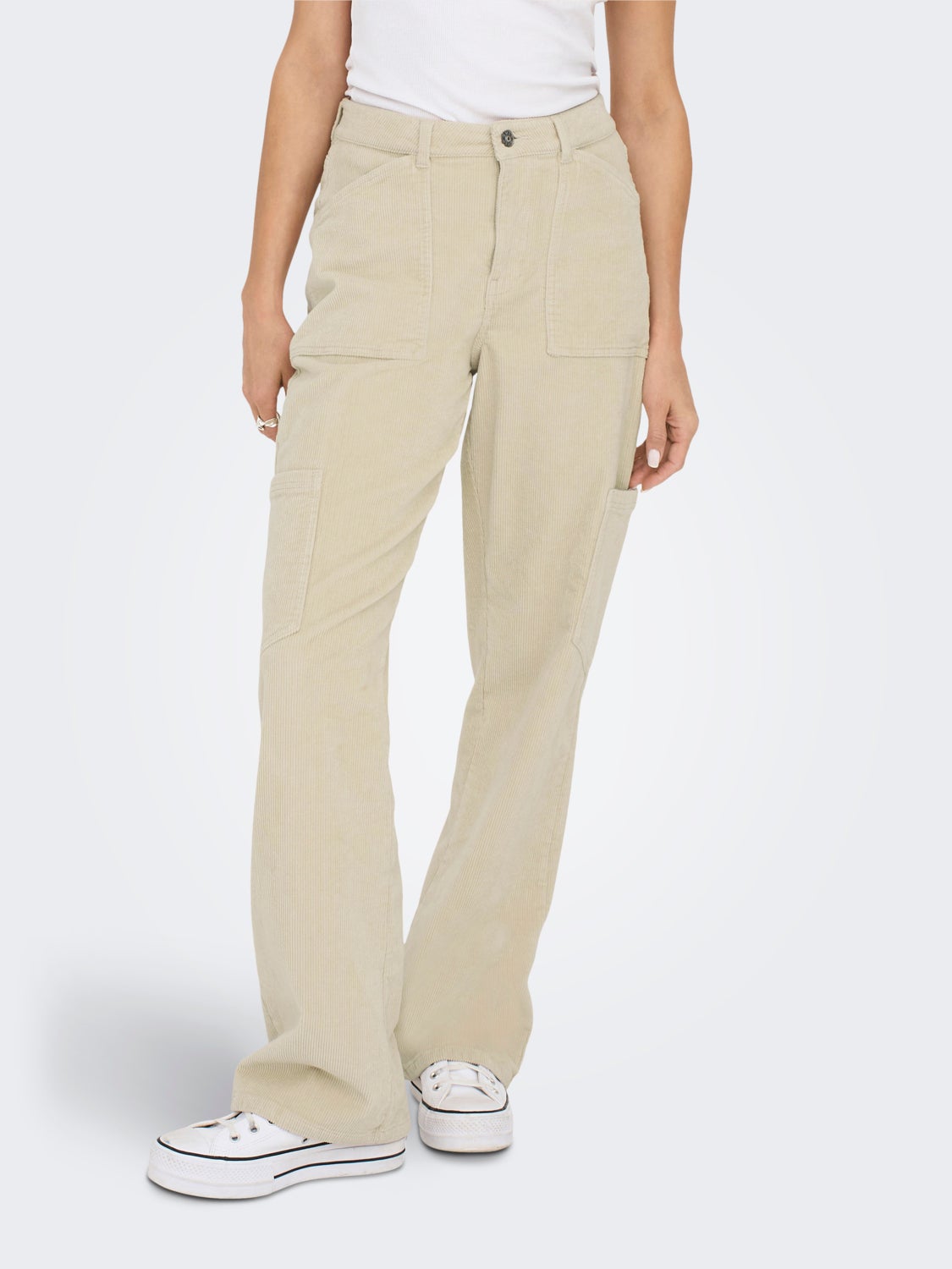 Cargo pants with high waist