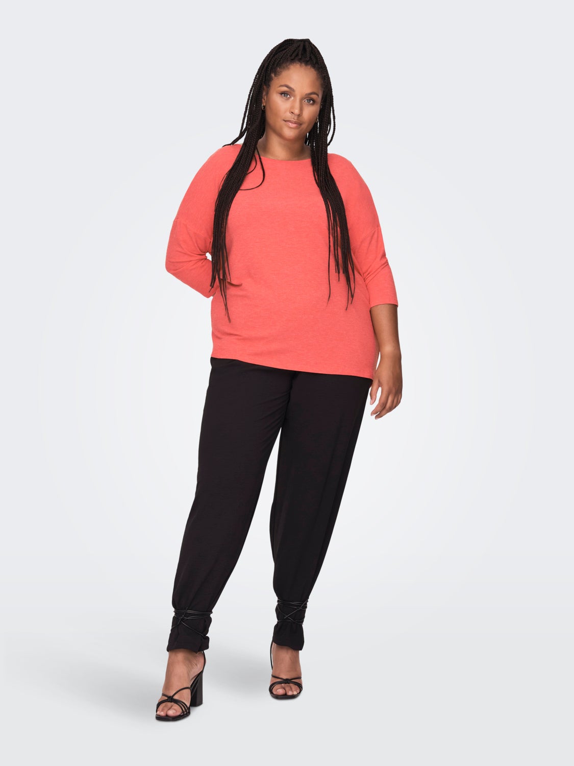 Curvy loose fitted 3/4 sleeved top