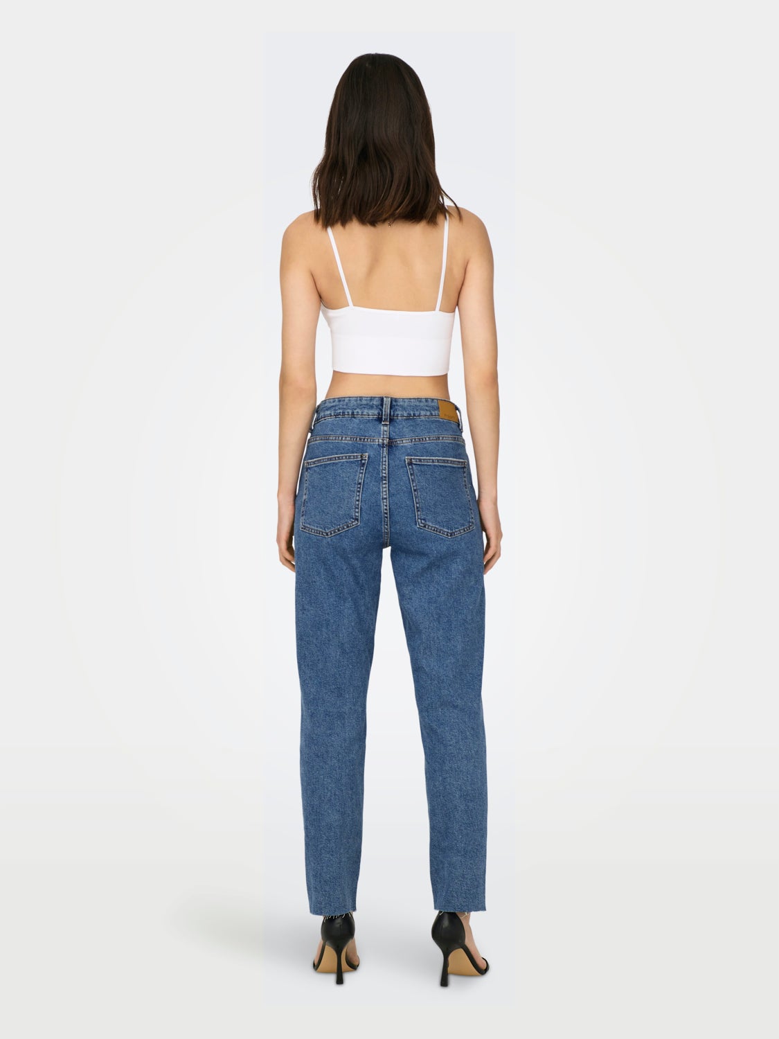 Straight Fit High waist Raw hems Jeans