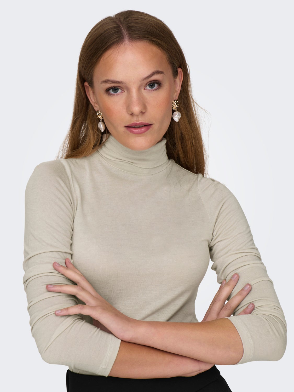 Basic top with roll neck