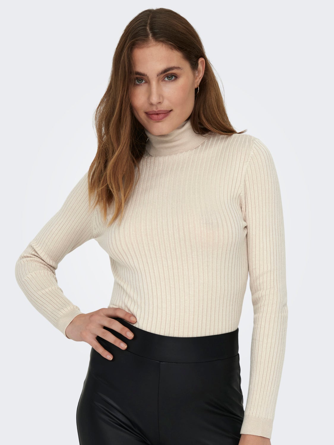 High-neck knit
