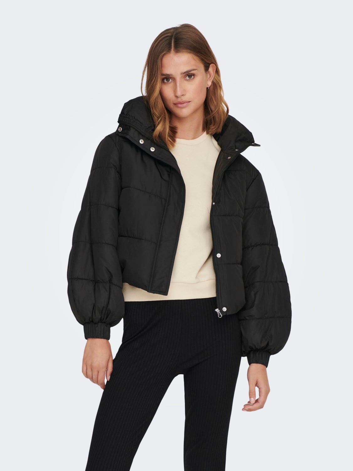 Short zip Puffer Jacket