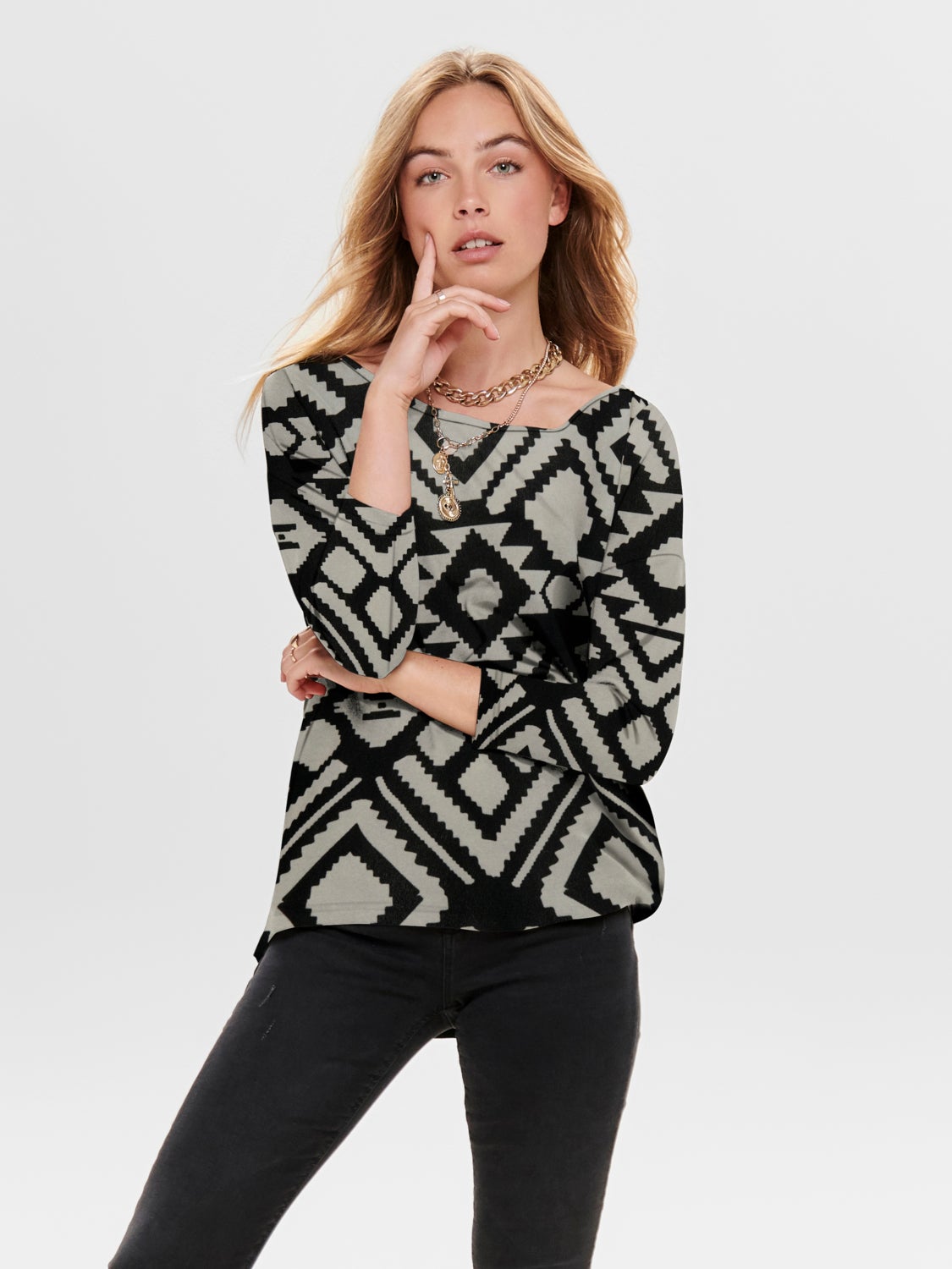 Printed 3/4 sleeved top