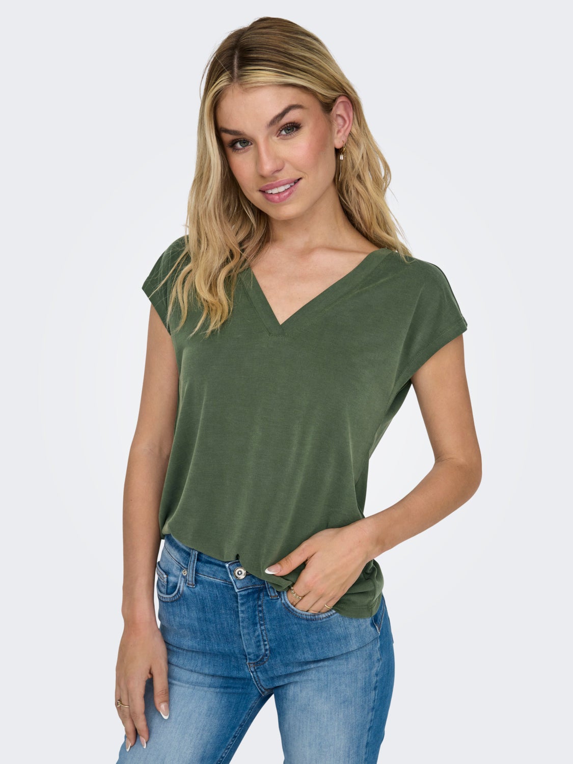 V-NECK TOP WITH SHORT SLEEVES