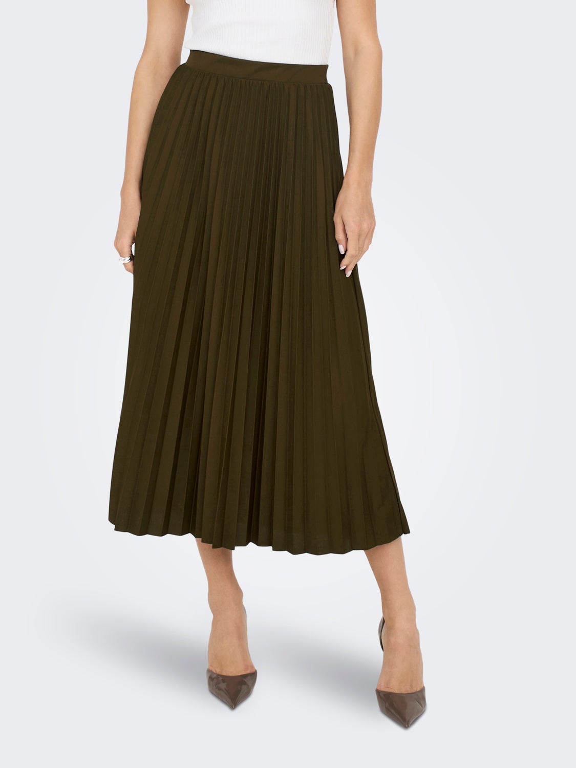 Pleated maxi skirt