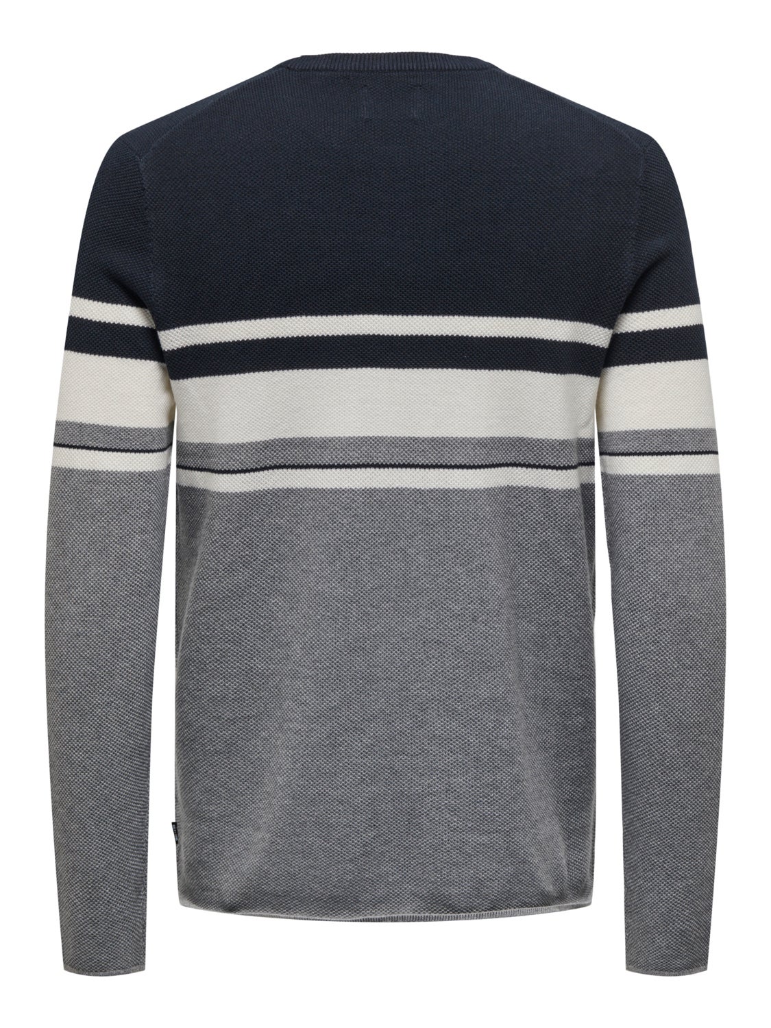 O-neck knitted pullover