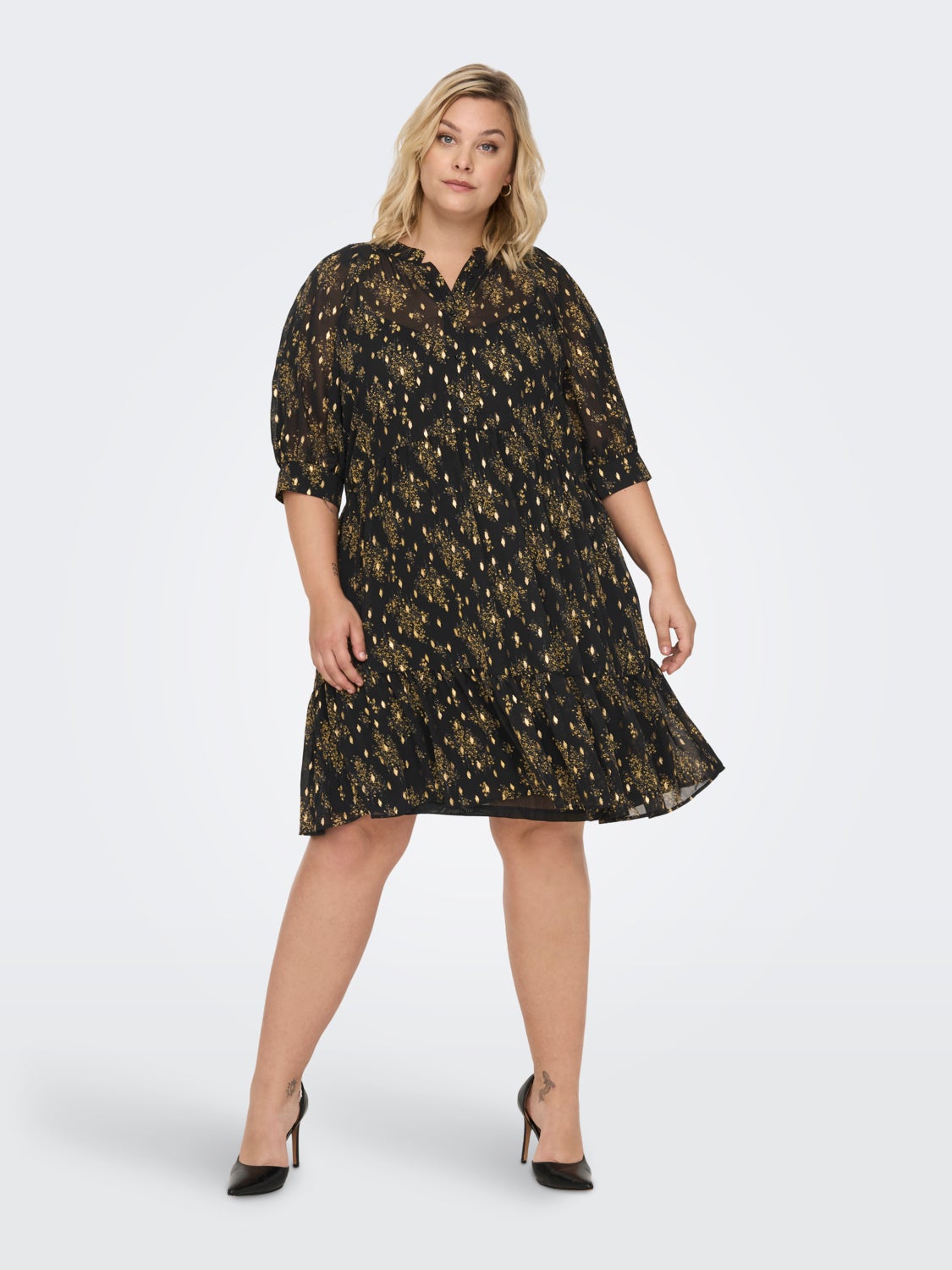 Curvy 2/4 sleeved Dress