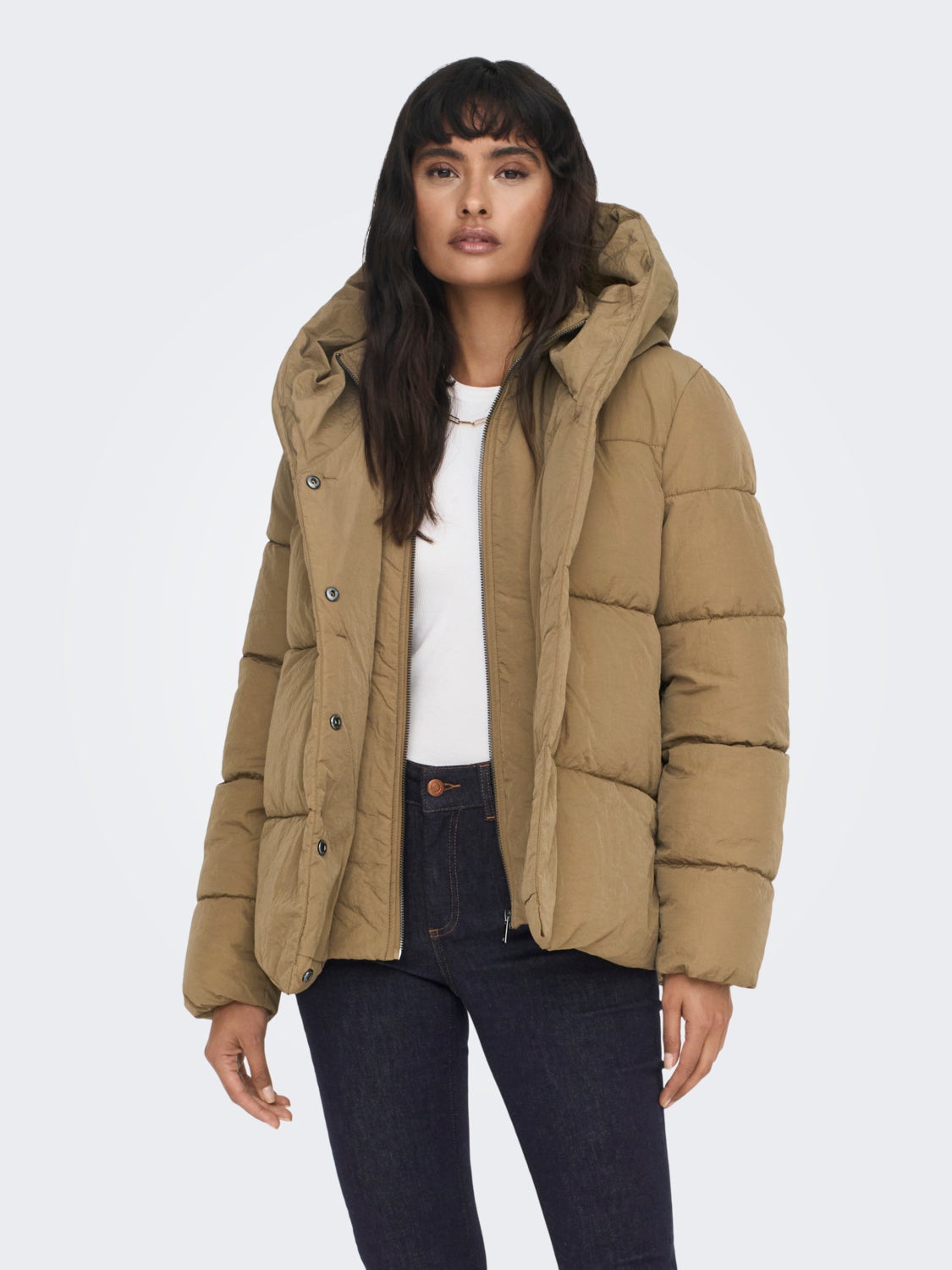 Short puffer jacket