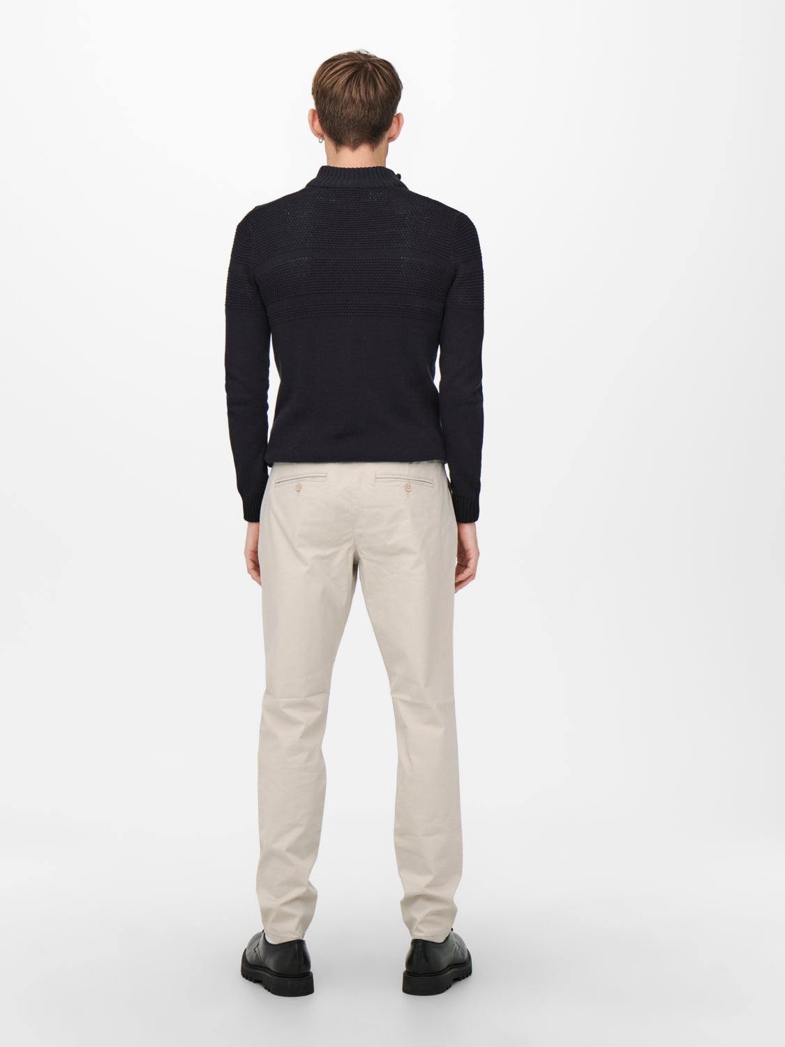 Tapered fit trousers