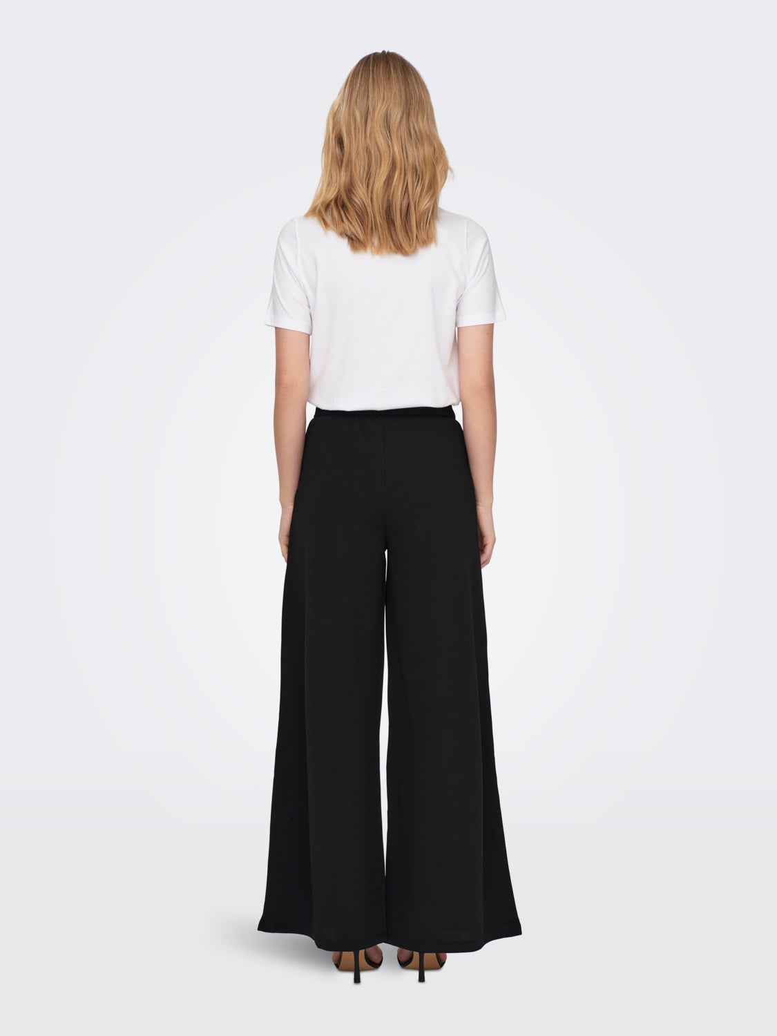 Wide Trousers