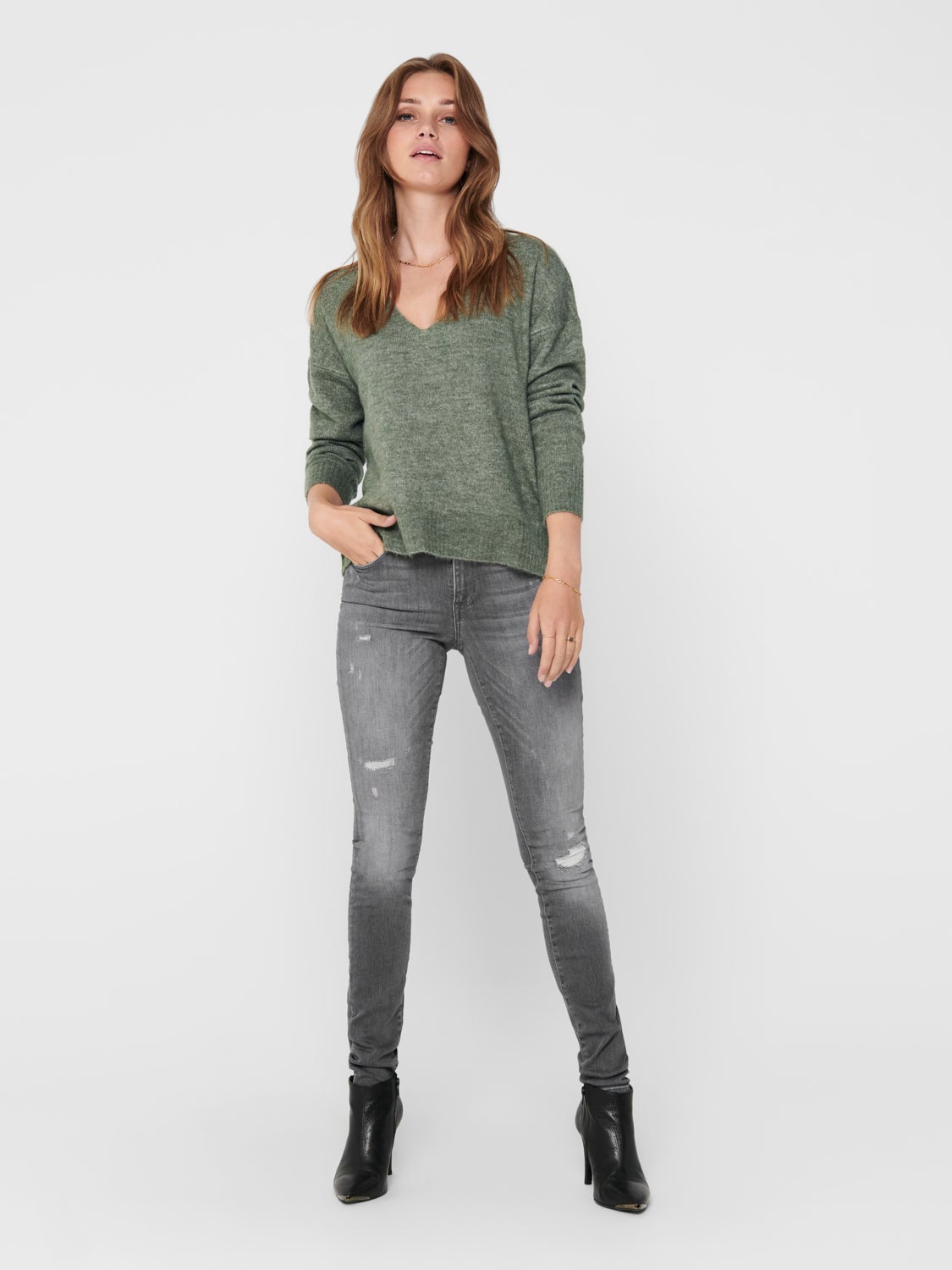 V-neck Knitted Pullover