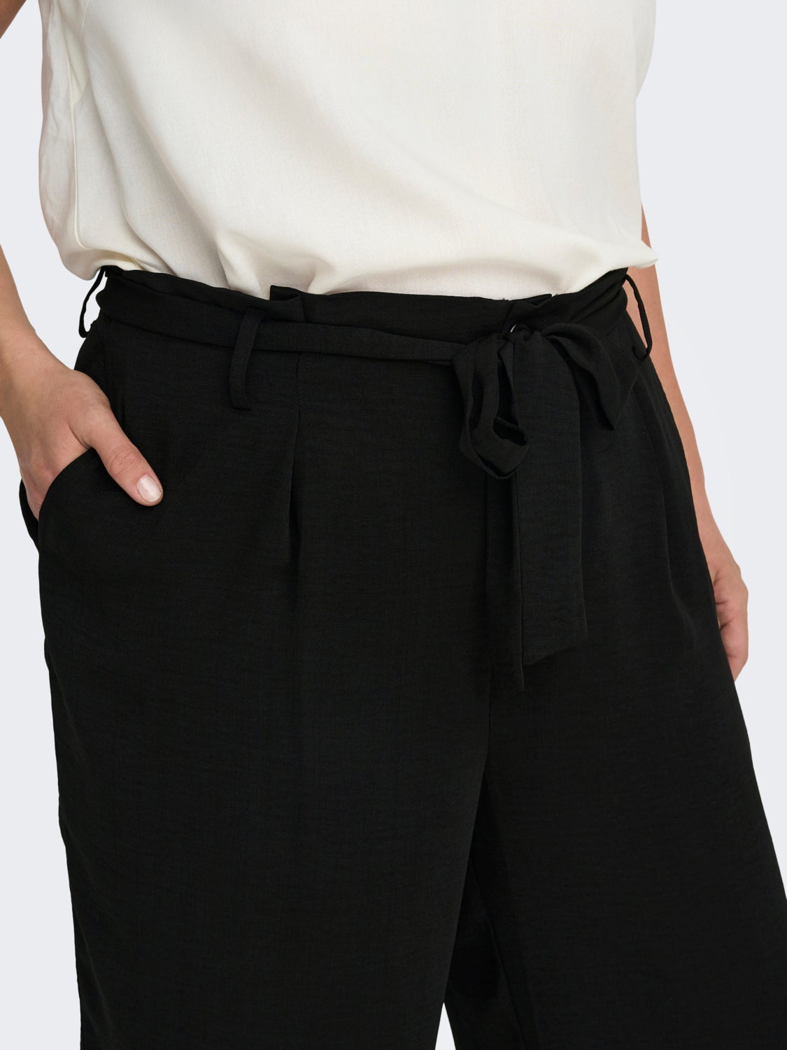 Curvy wide Leg Pants With Belt
