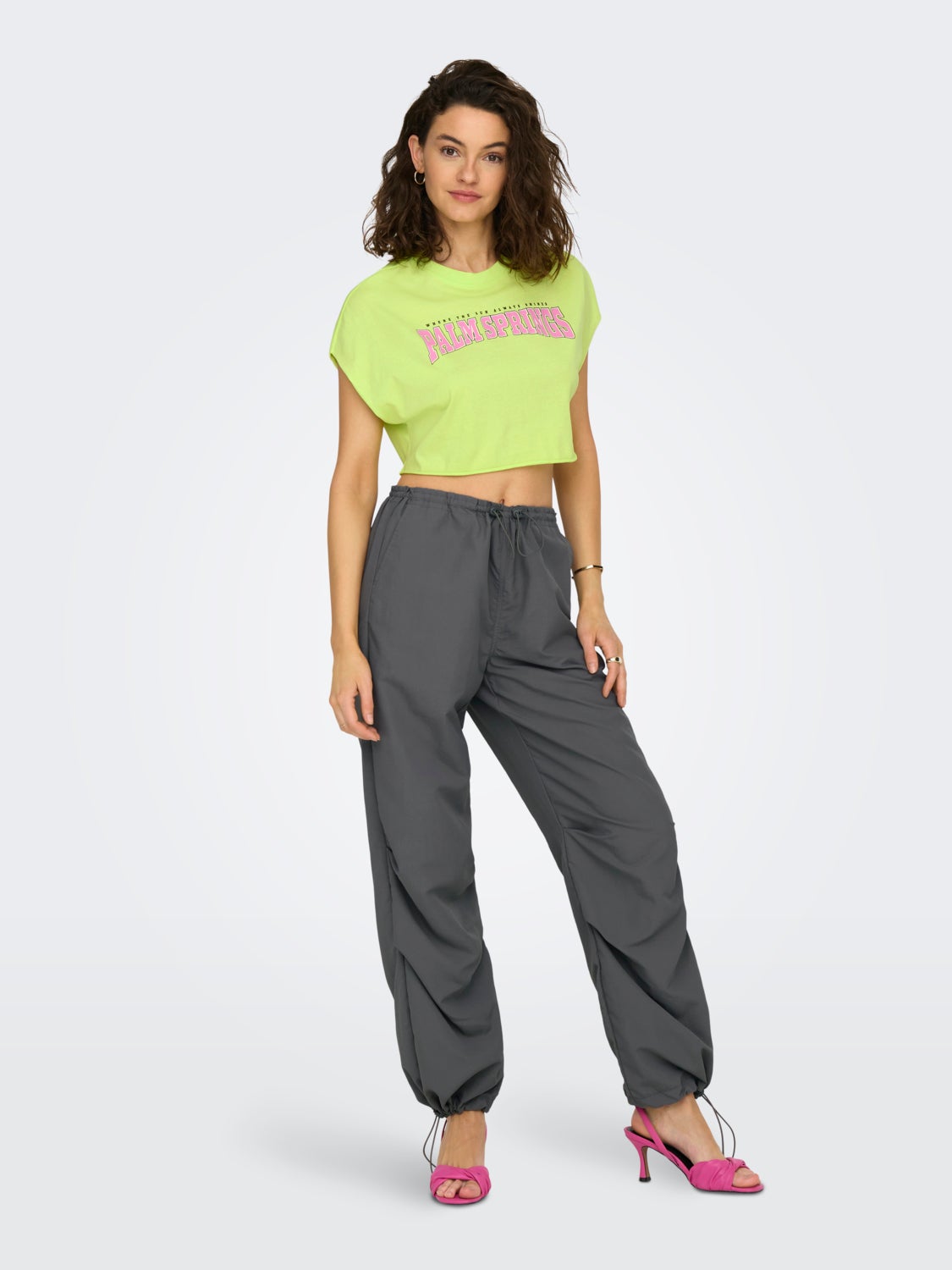 Straight fit pants with elastic waist