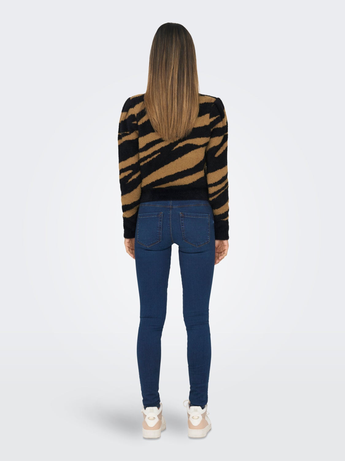 Long sleeve knitted pullover