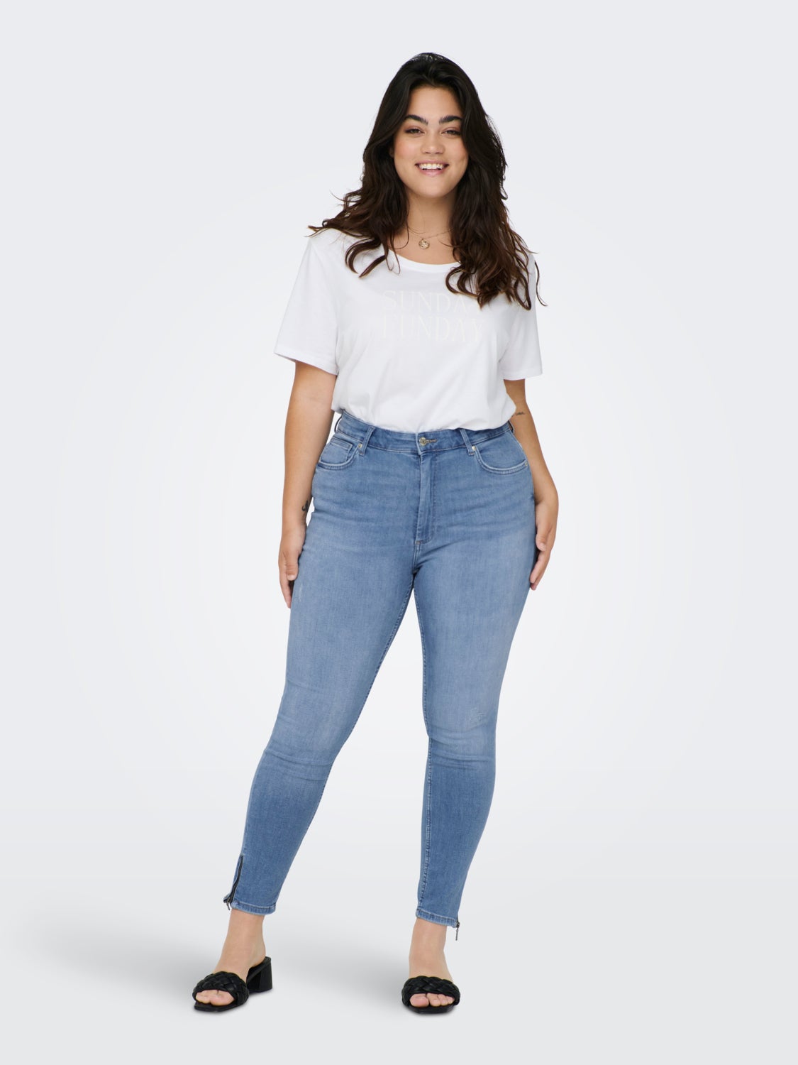 CARWILLY REG  SK ANK ZIP TAI848