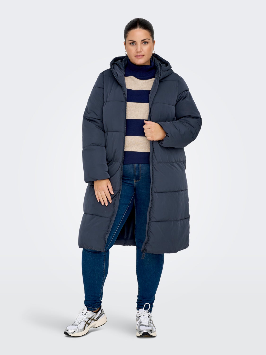 Curvy long puffer jacket