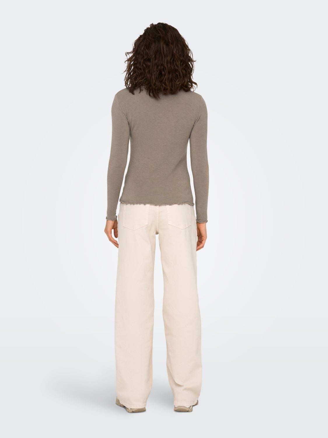 Wave edge Long sleeved top