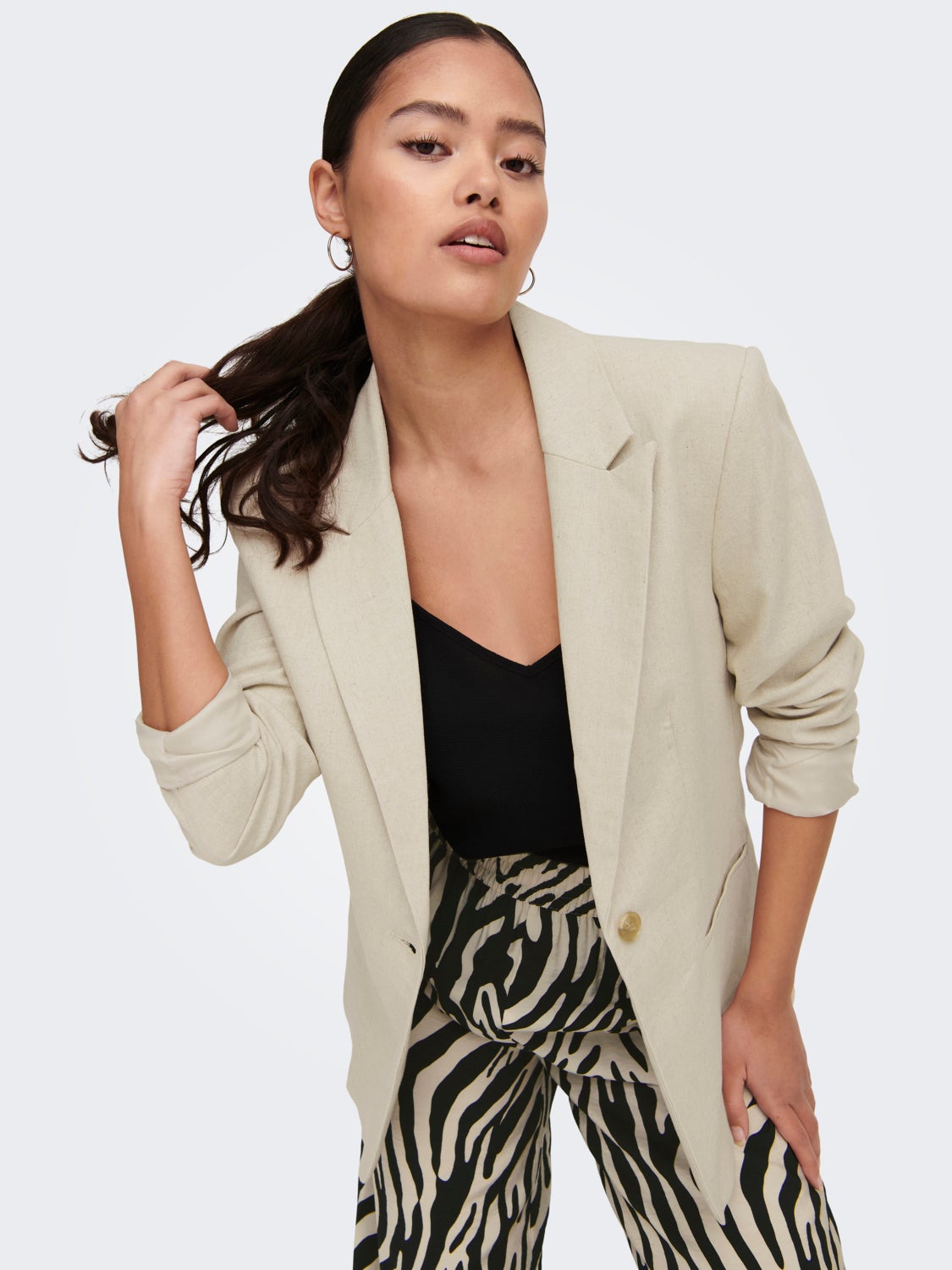 Regular Fit Peak lapel Blazer