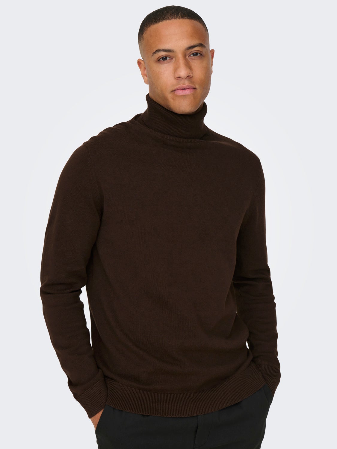 Pullover with roll neck