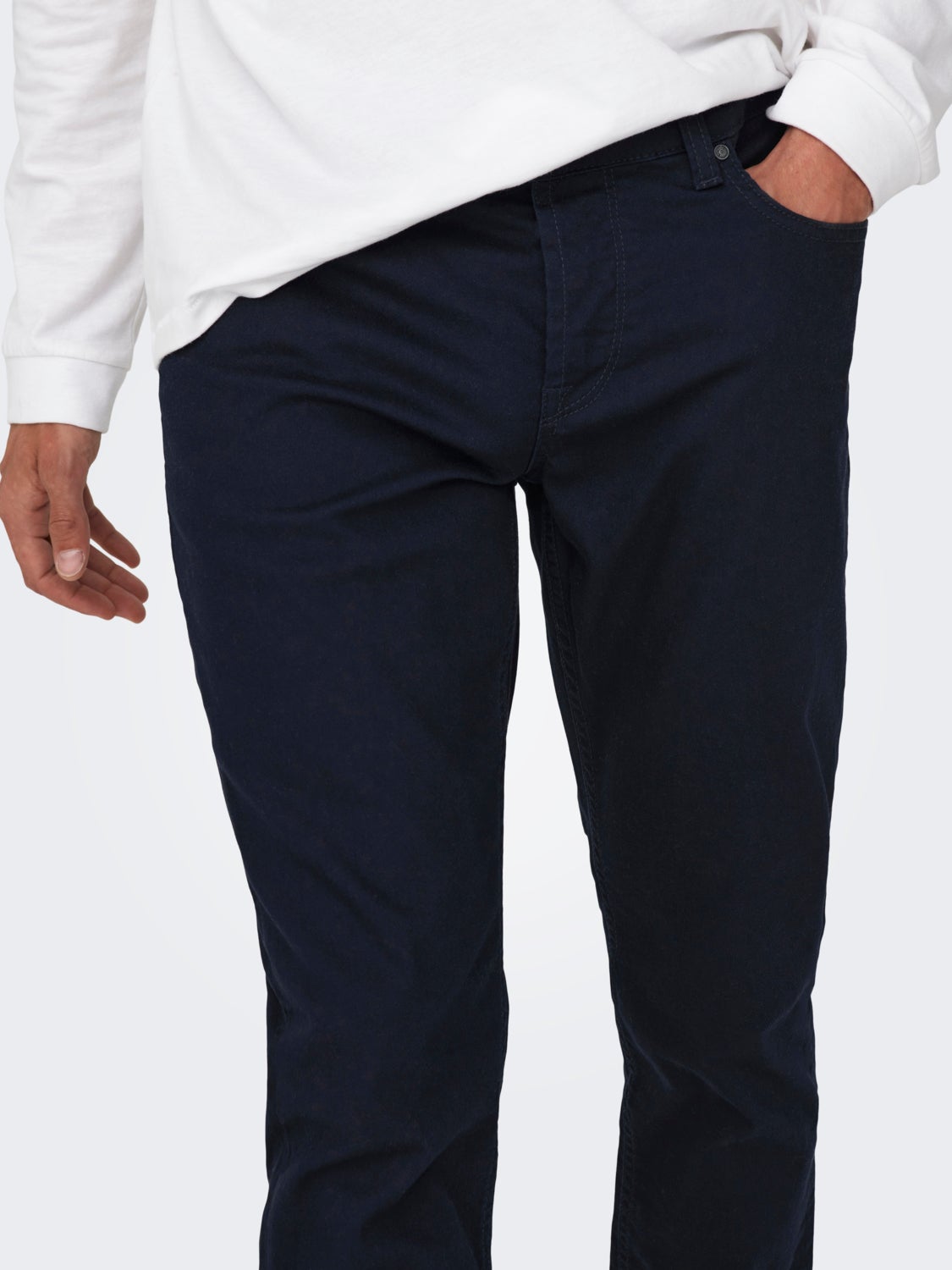 Slim fit pants