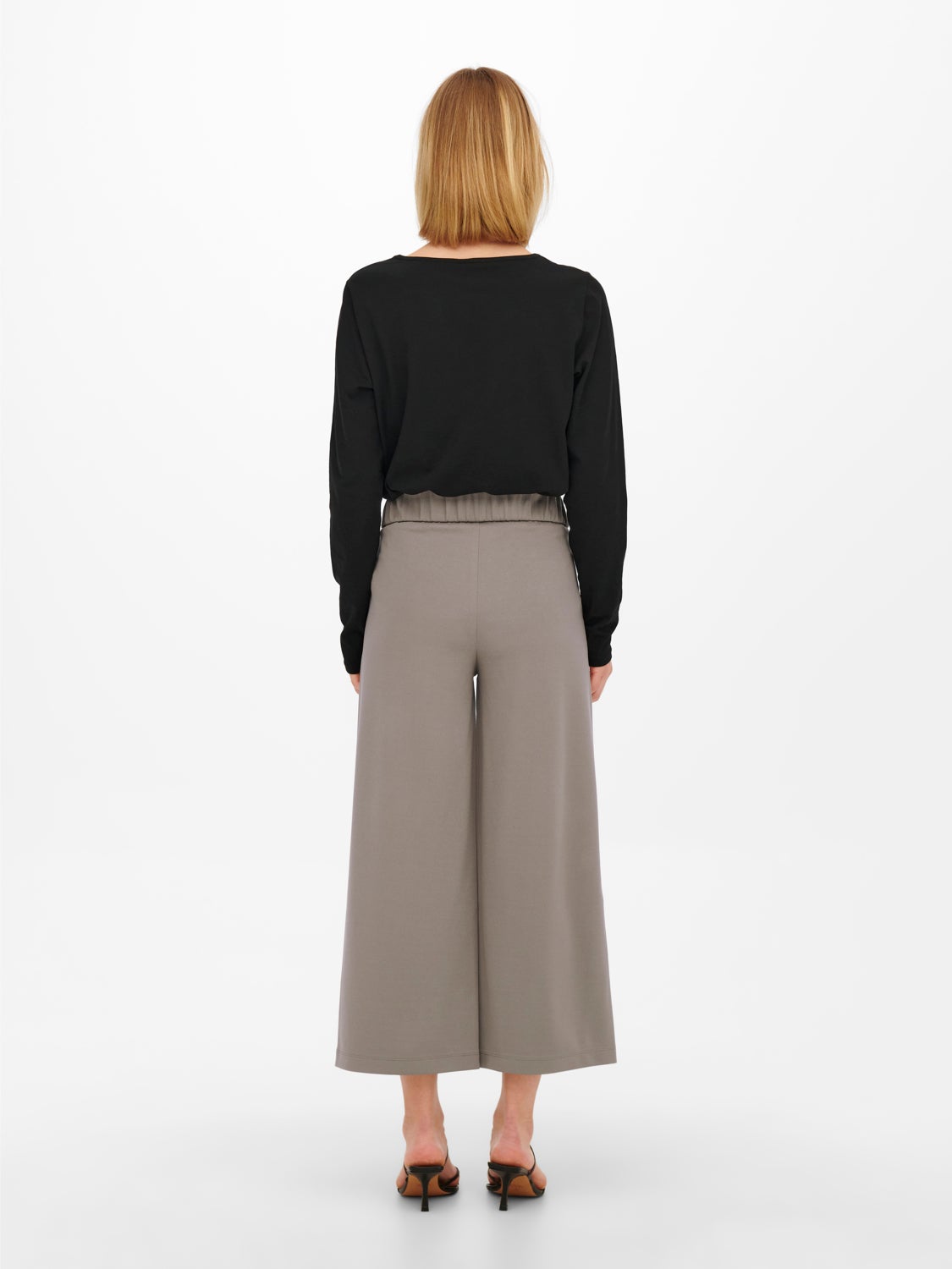 Wide legs ankle Trousers