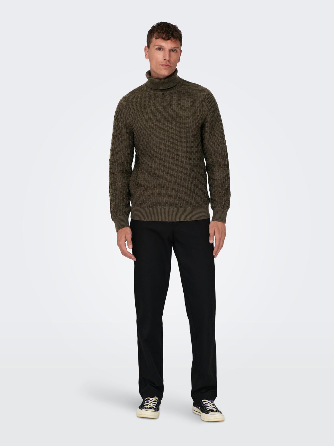 Roll neck knitted pullover