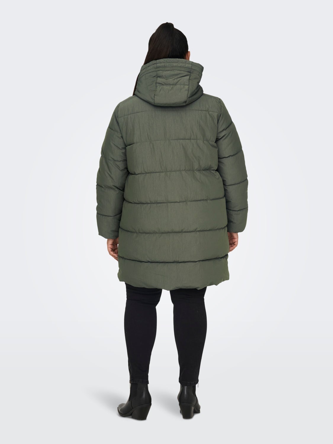 Curvy long puffer coat