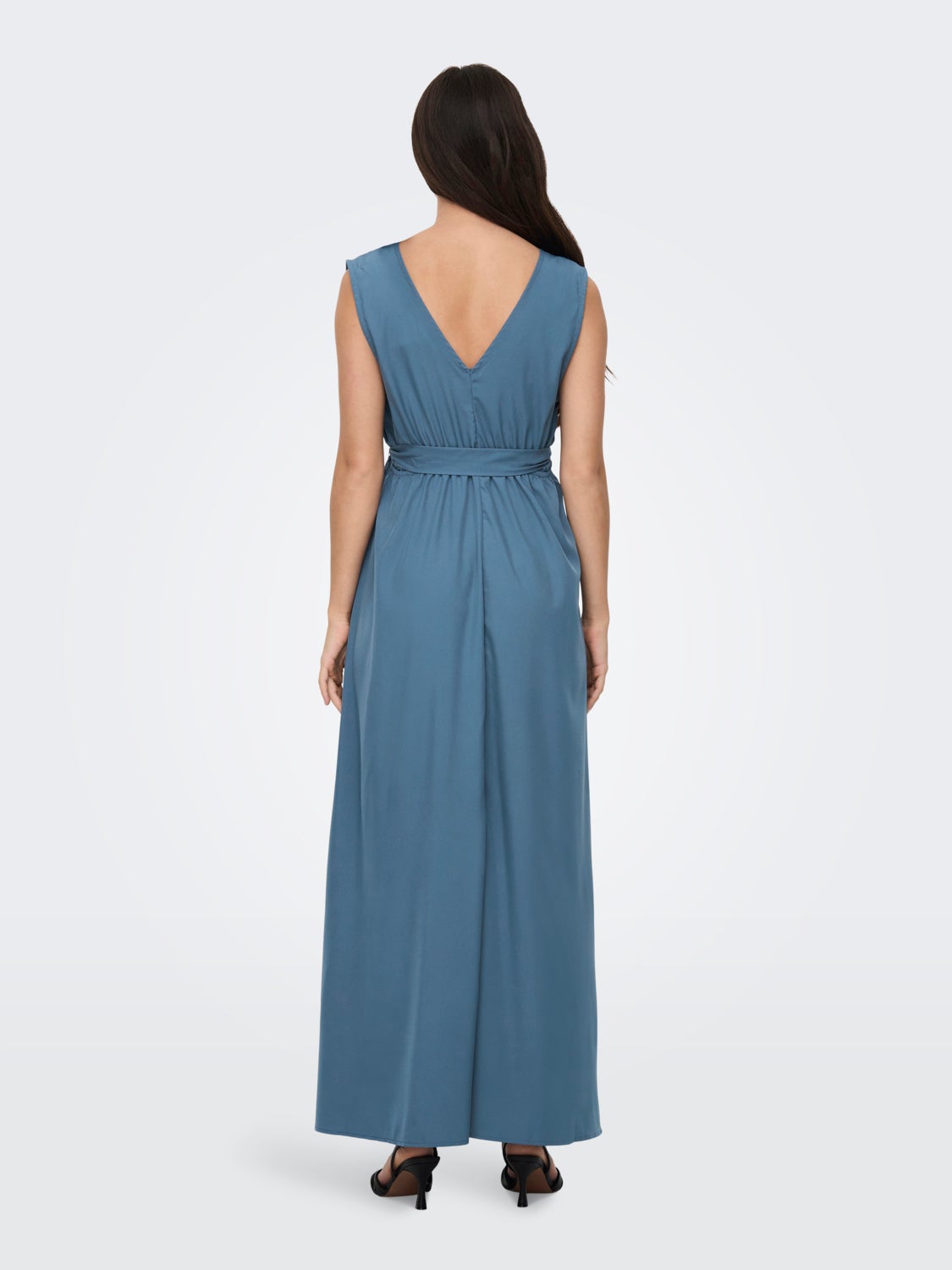 Mama sleeveless maxi dress