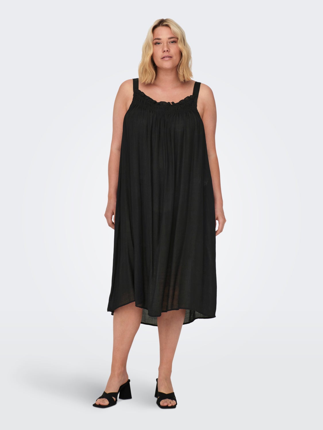 Curvy sleeveless dress