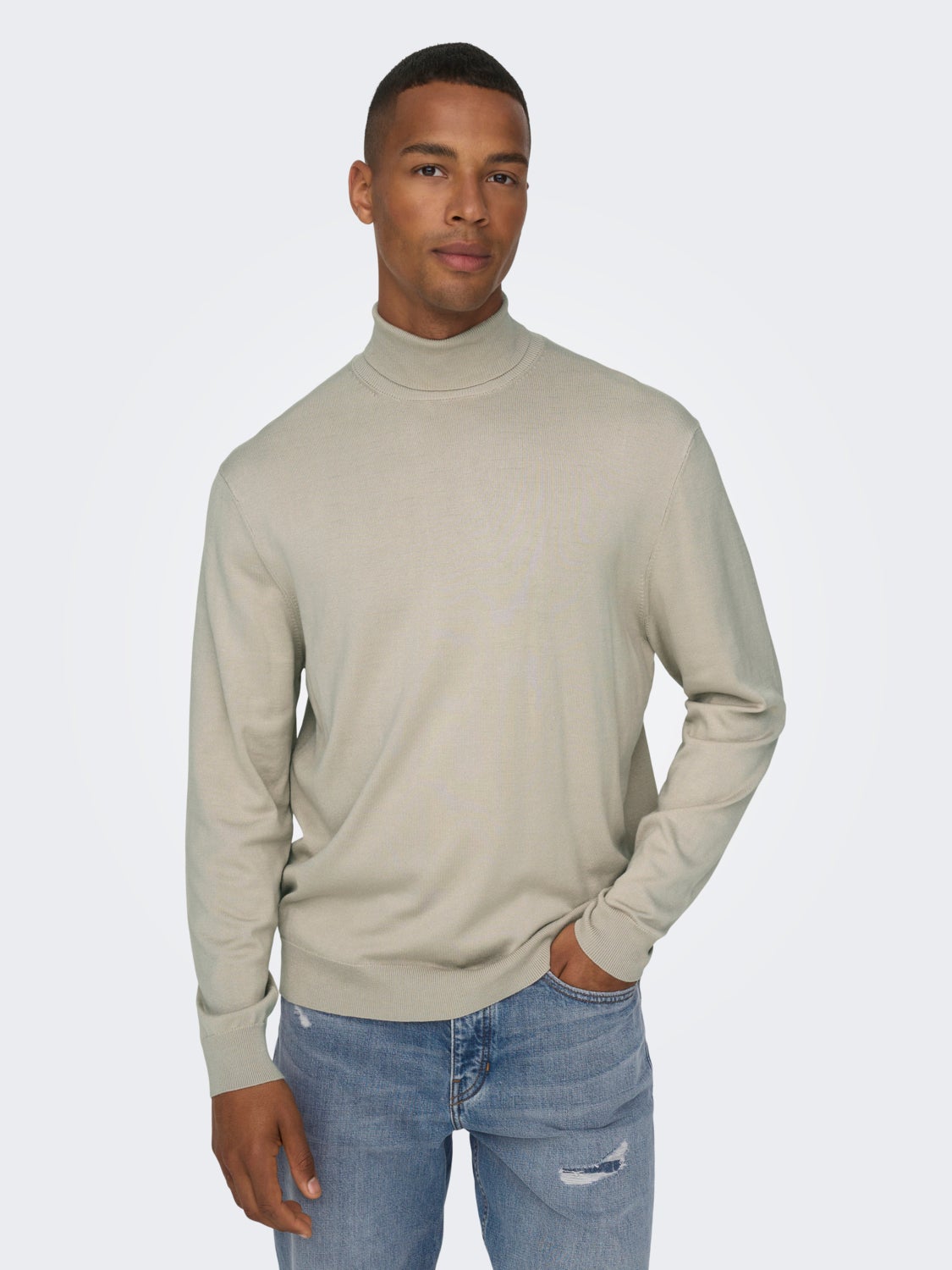 Roll neck knitted pullover