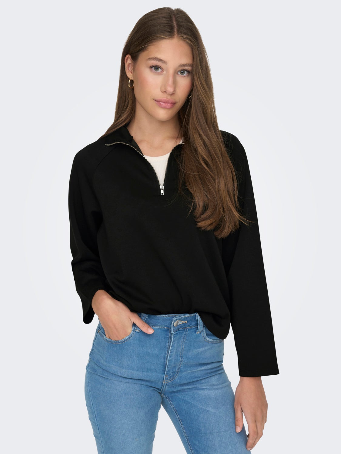 High neck sweatshirt