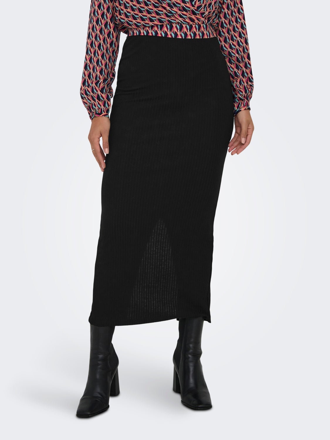 Midi skirt with slice