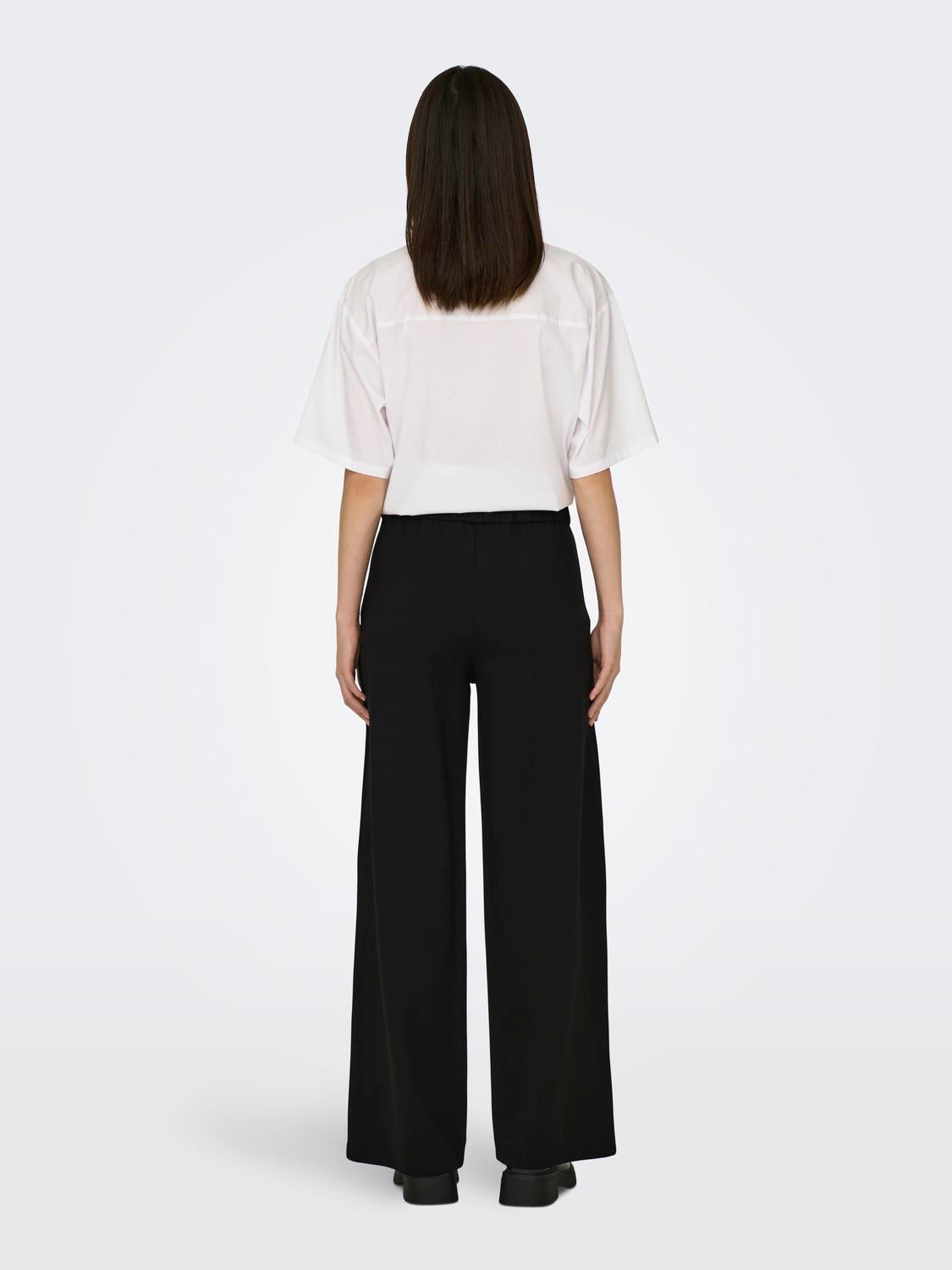 Trousers with high waist