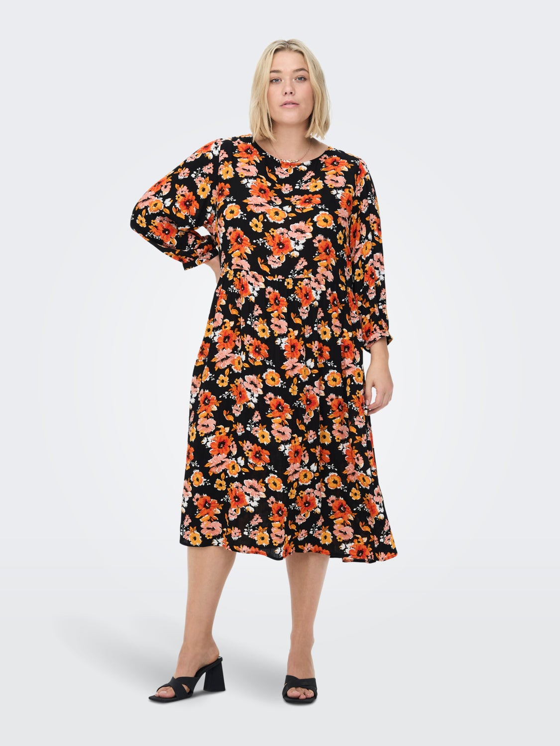Curvy 3/4 Sleeve Flower Dress