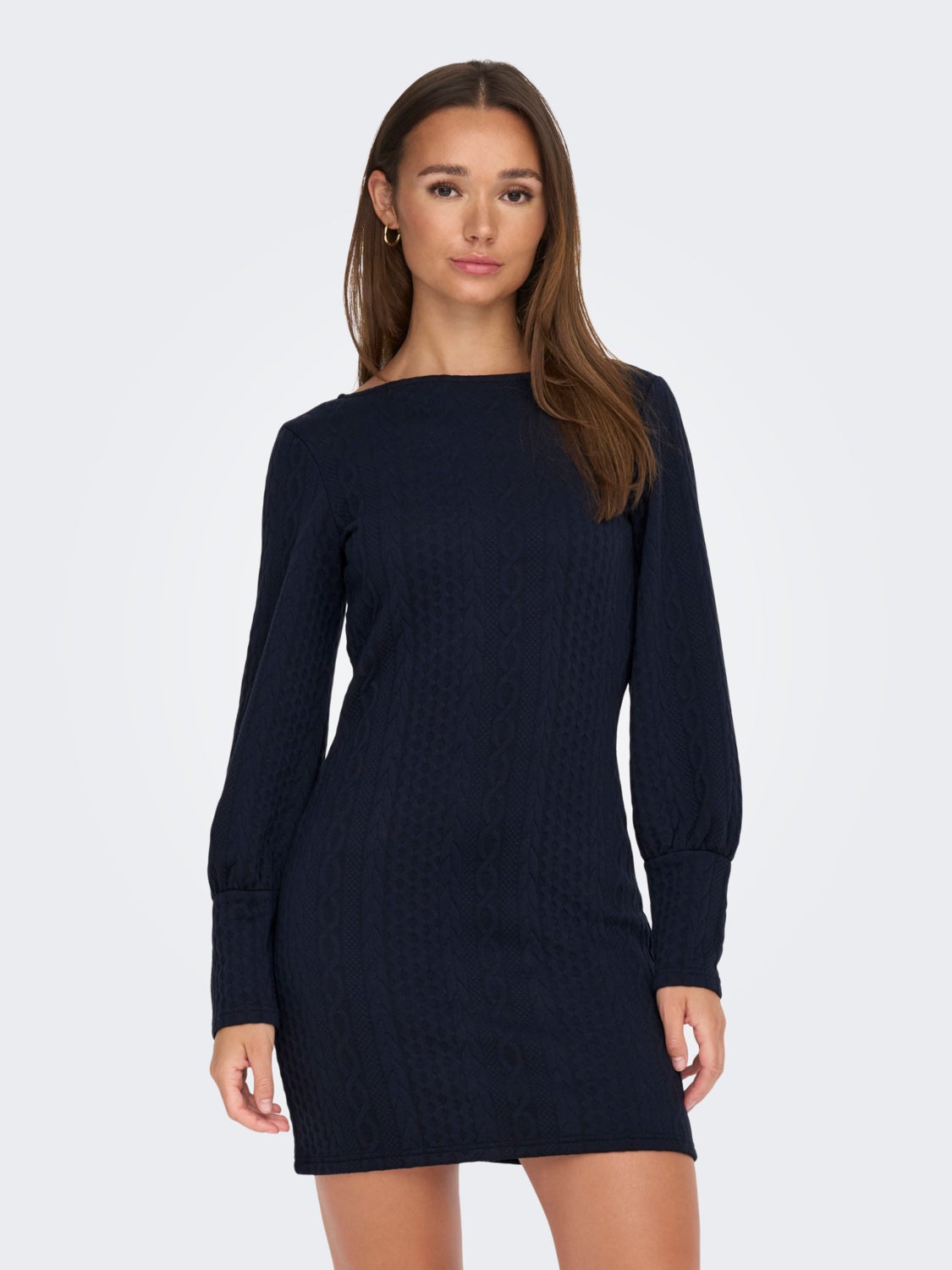 MINI O-NECK DRESS WITH LONG SLEEVES