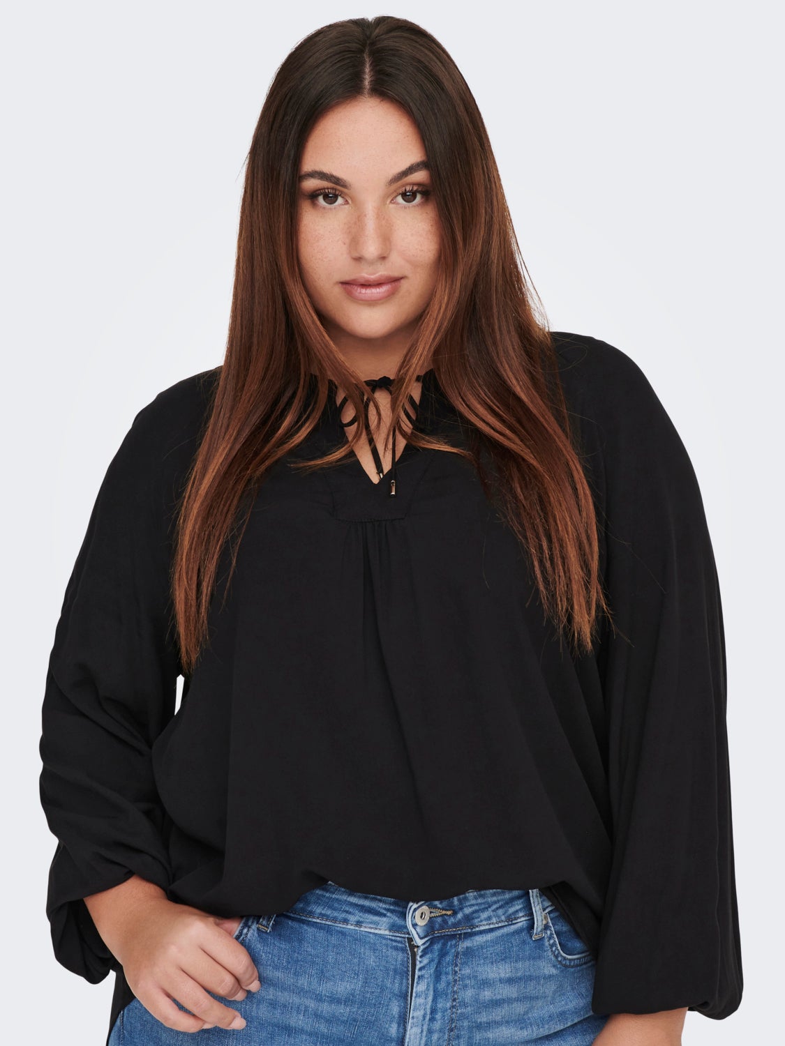 Curvy v-neck top