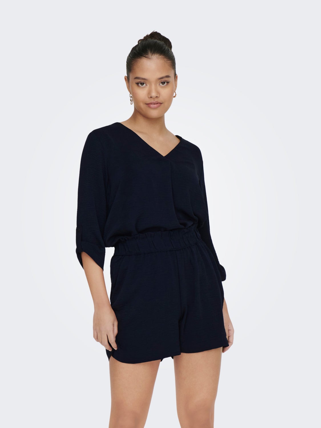 Solid colored 3/4 sleeved top