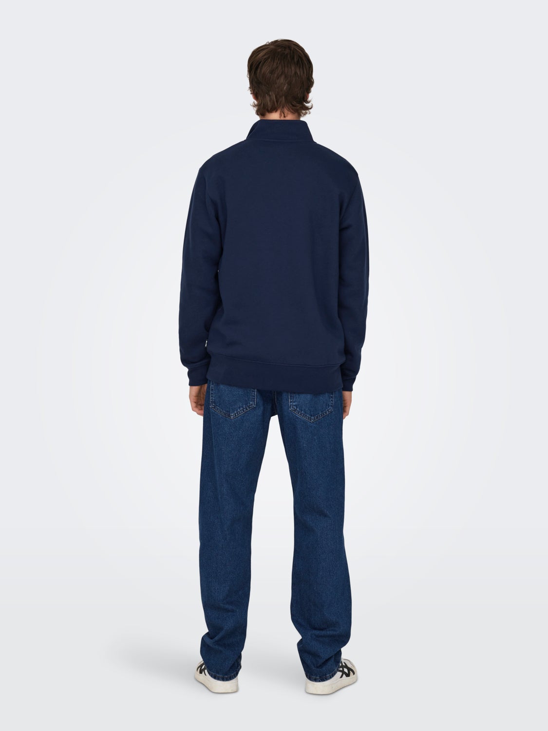 Half-zip sweatshirt with high neck