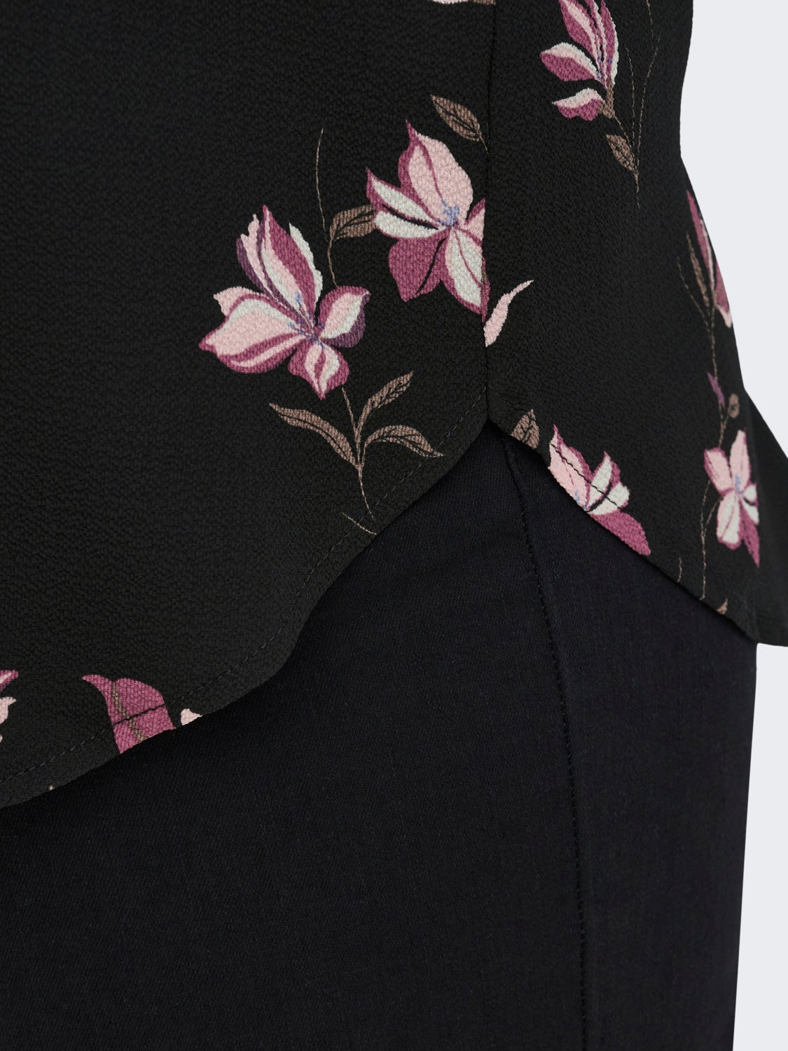 Curvy short sleeve Top