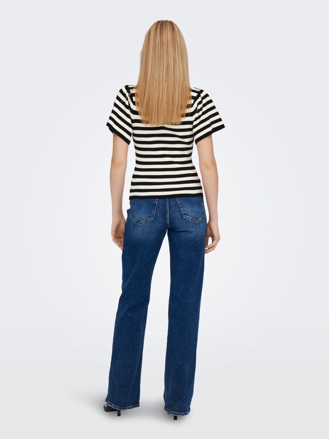 Back detailed Knitted Top